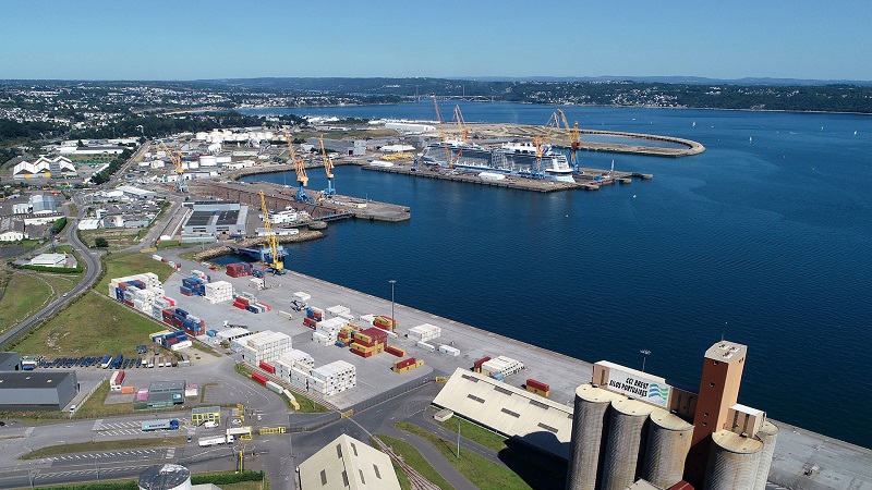 Brest : visites guidées du Fort Montbarey et du port de commerce en car – Image 2